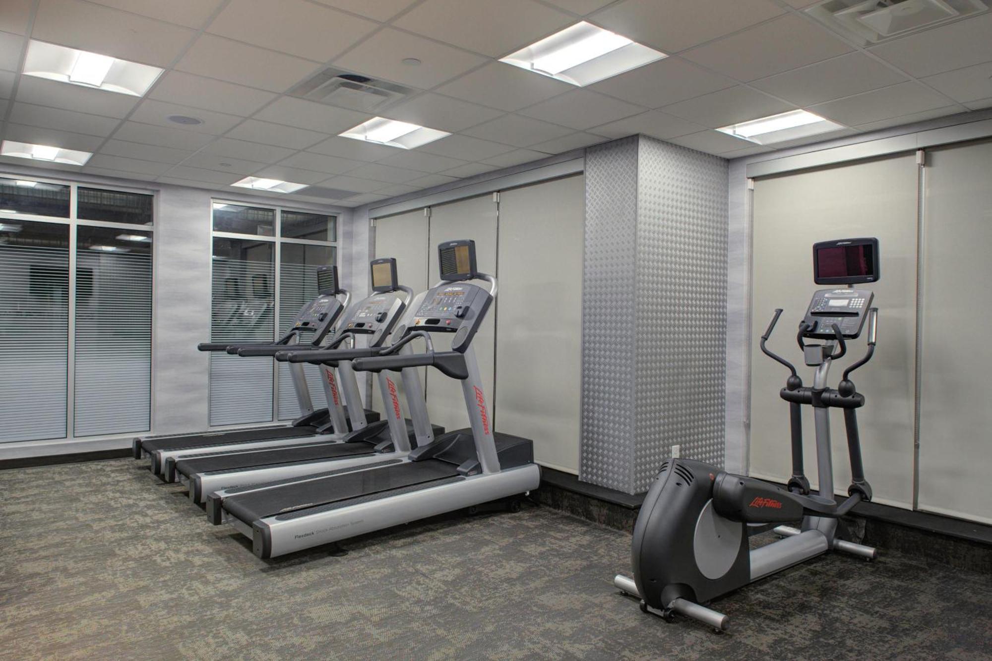 Fairfield Inn & Suites By Marriott Allentown West Breinigsville Екстер'єр фото